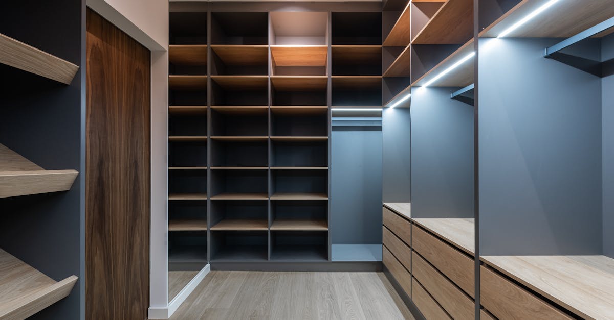 How to Choose the Best Material for Your Built-In Wardrobes
