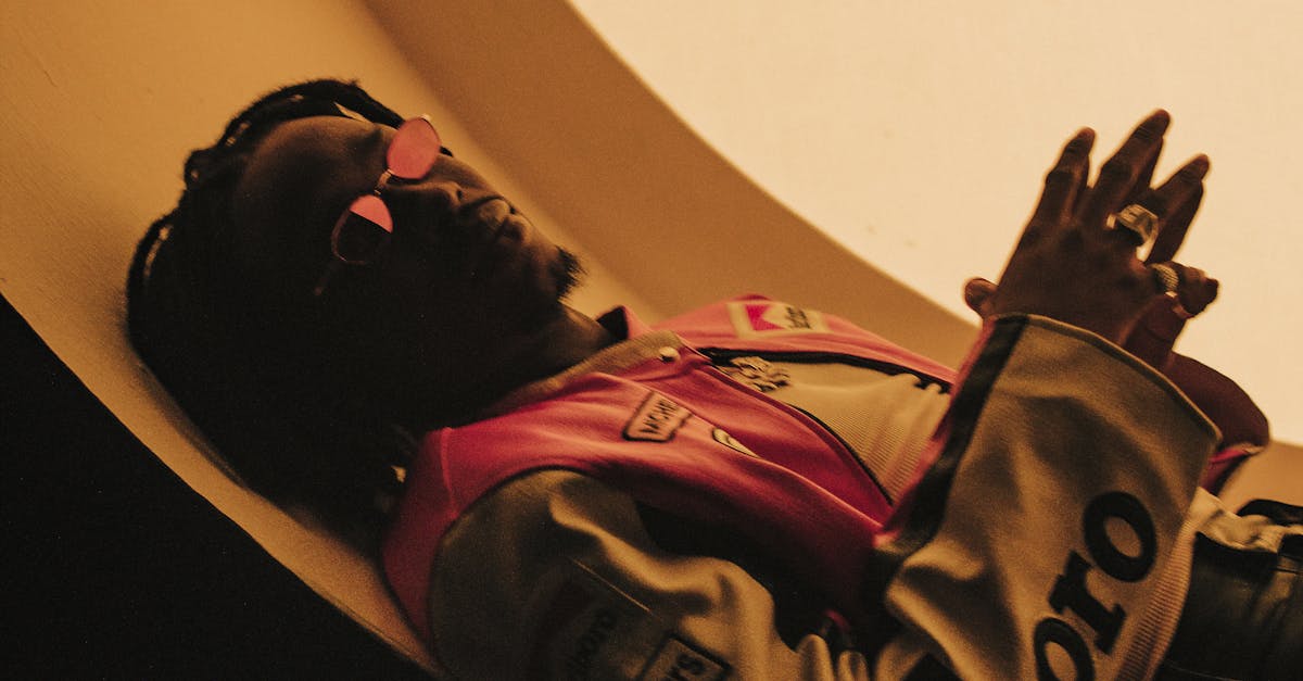 How to seamlessly connect your kitchen and dining areas during installation