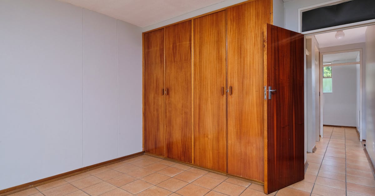 What are the Benefits of Custom Built-In Wardrobes?